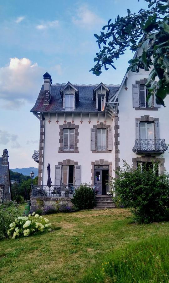 La Maison Normande Saint-Cirgues-de-Jordanne Exterior foto