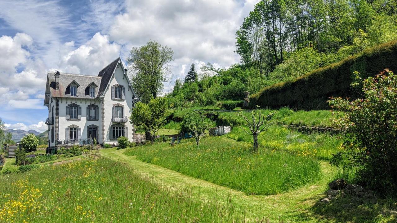 La Maison Normande Saint-Cirgues-de-Jordanne Exterior foto